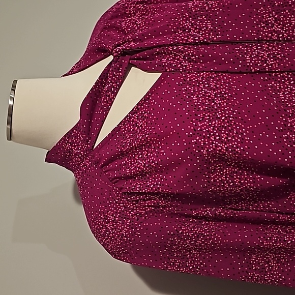 EVRI Plus Size 1X Purple/Pink Confetti Sash Neck Tie Blouse NWOT - Picture 11 of 16